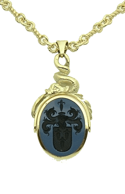 Heraldic Pendant gold with Blue engraved Agate