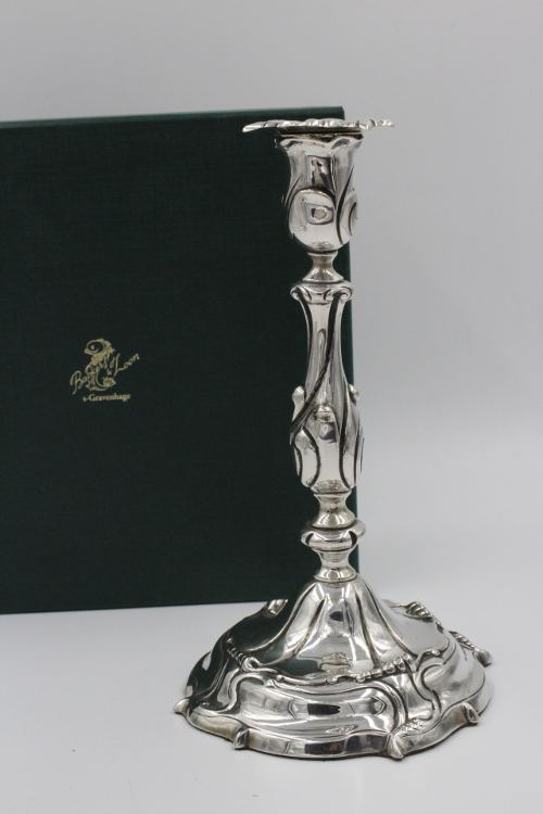 Zilveren kandelaar, Lodewijk XV