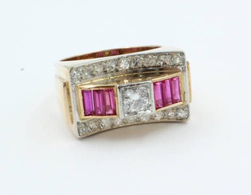 handgemaakte ring wit en rosé goud met robijnen en briljanten