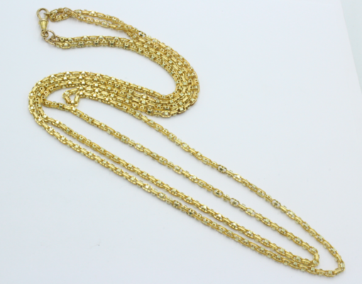 Een antiek collier , 154 cm lang , 18 karaats goud , 3.2 mm breed. Kan als twee-rij worden gedragen 